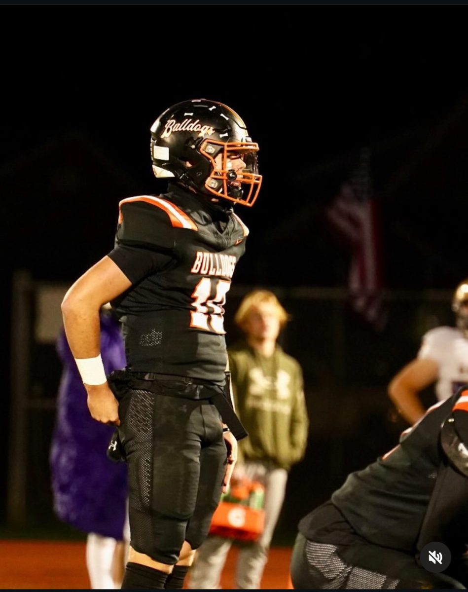Cashmere senior quarterback Rylan Hatmaker, a 2024 all-state selection and team captain, leads the undefeated Bulldogs into Friday’s showdown against top-ranked Royal.