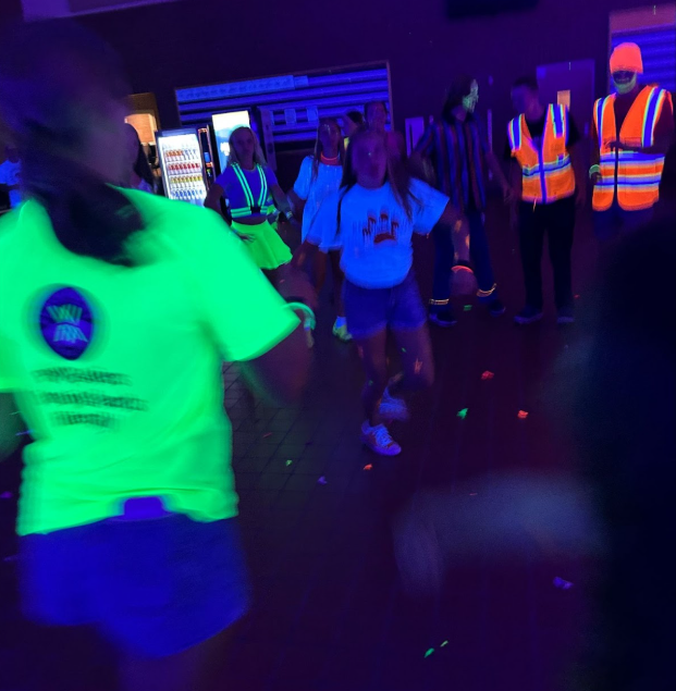 Neon Dance brings Cashmere Students together for a good night.
