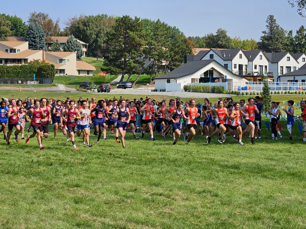 The start of the boys' race at Manson. 
